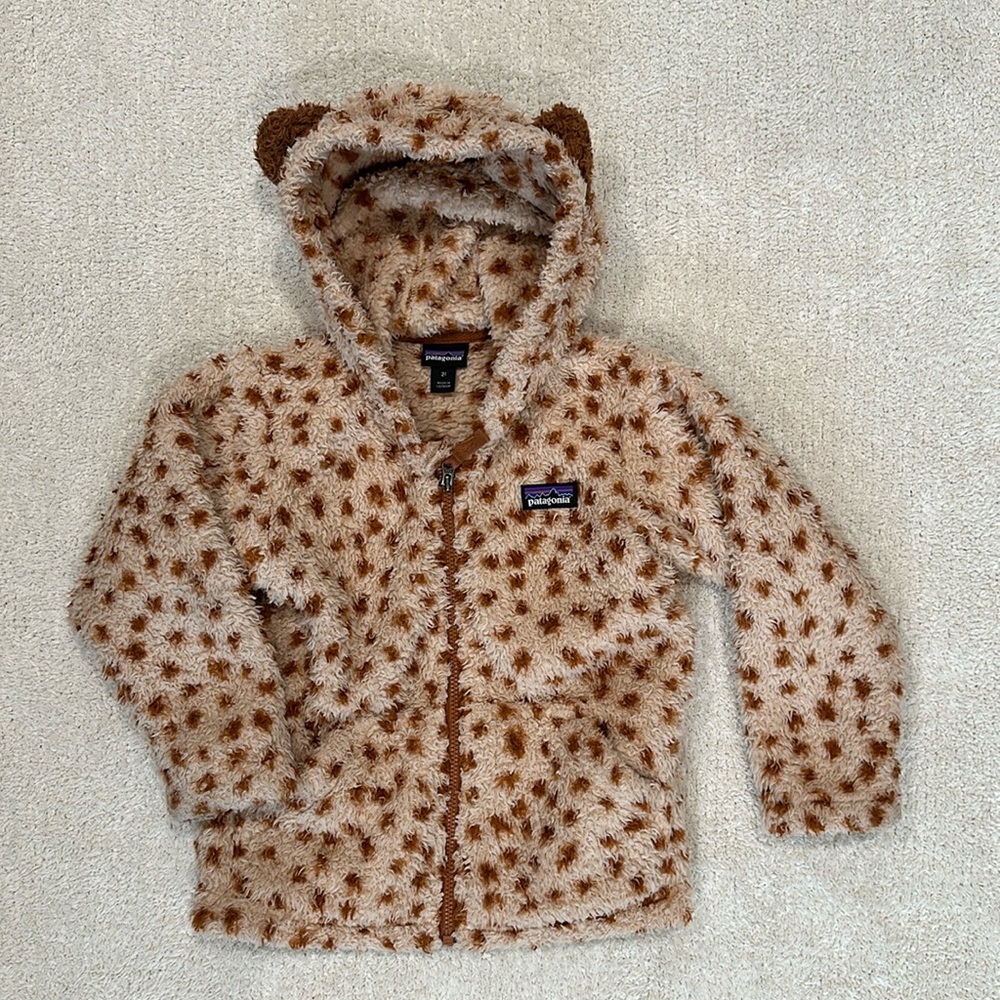 (2T) Patagonia warm jacket